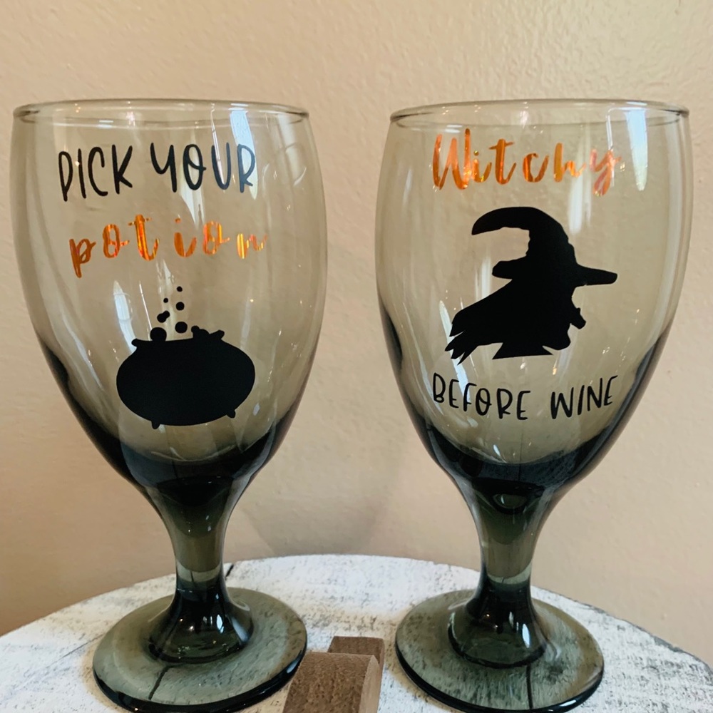 Wine glass set-